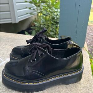 Size 9 platform Doc Martens shoes leather